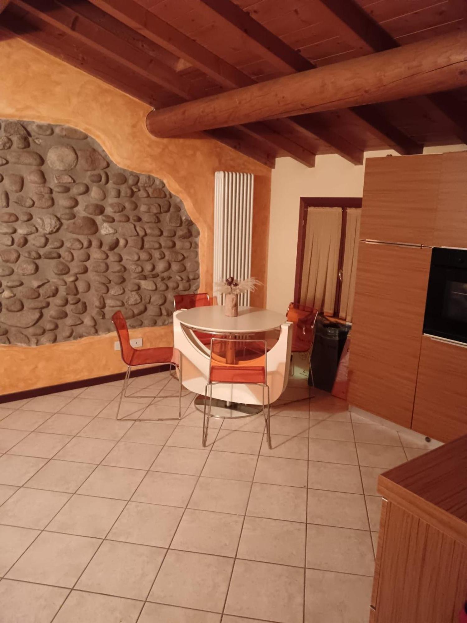 Апартаменты Casa Giulia - Валеджо-суль-Минчо Экстерьер фото